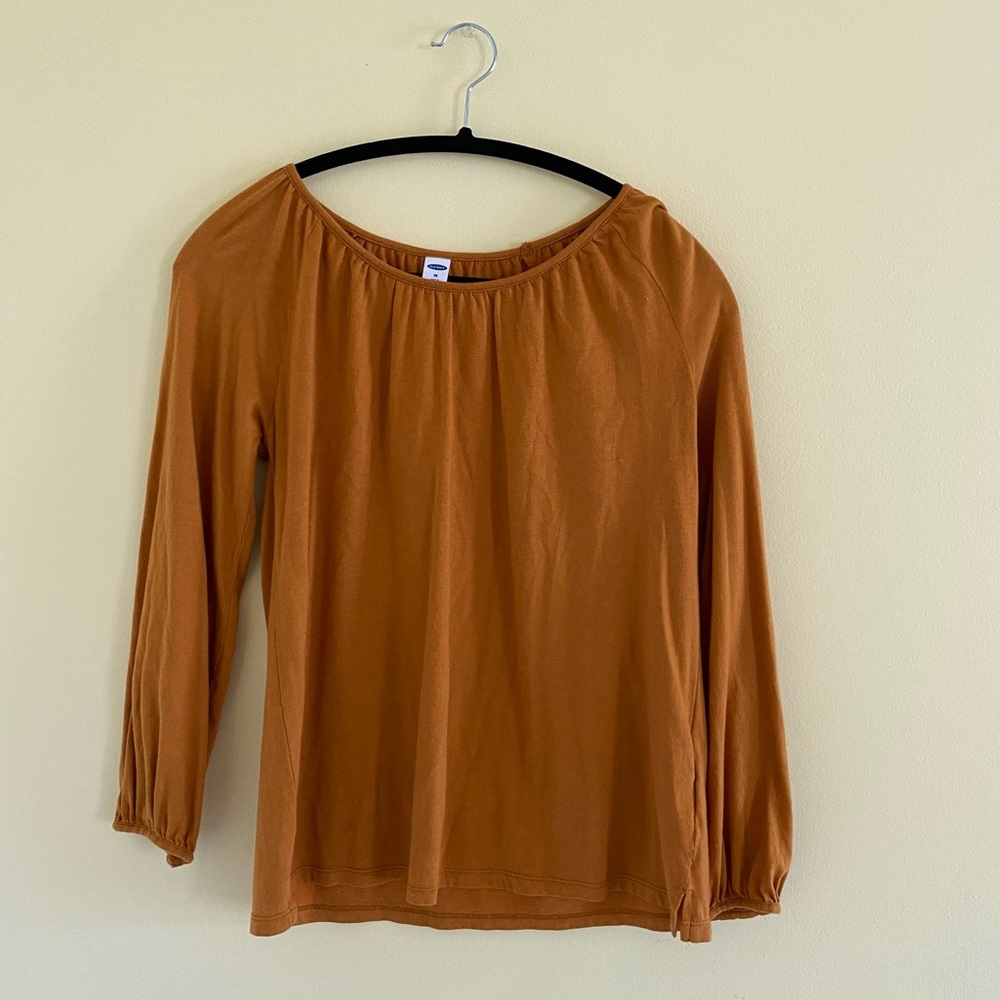 Old Navy cinched long sleeve shirts